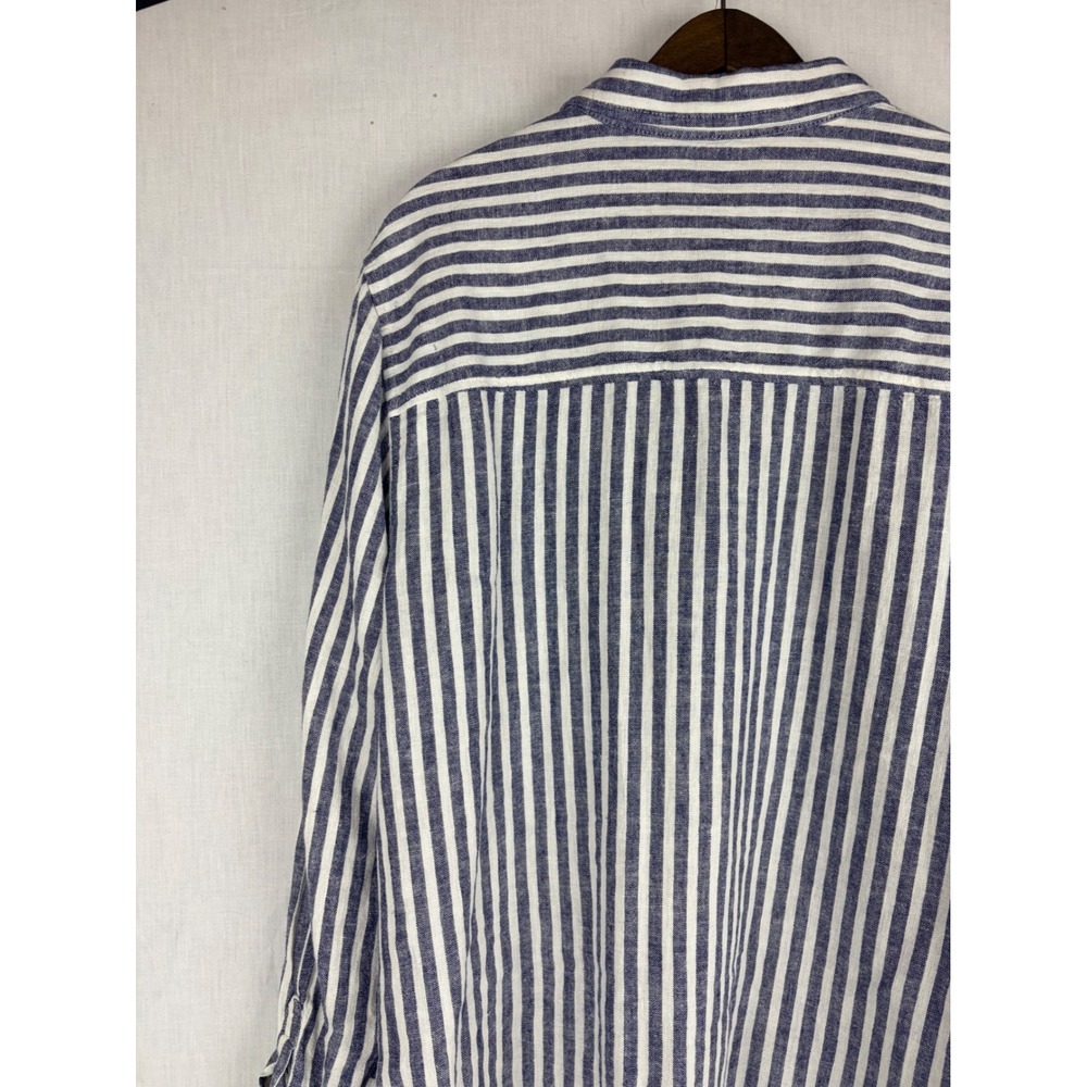 Universal Thread Navy Blue White Striped Button Down Shirt Relaxed Fit Large - Picture 8 of 13
